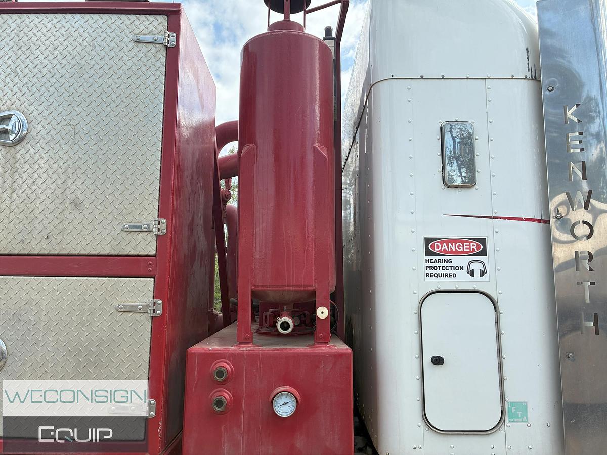 Used 2010 Kenworth T800 Tri Drive Combo Vac