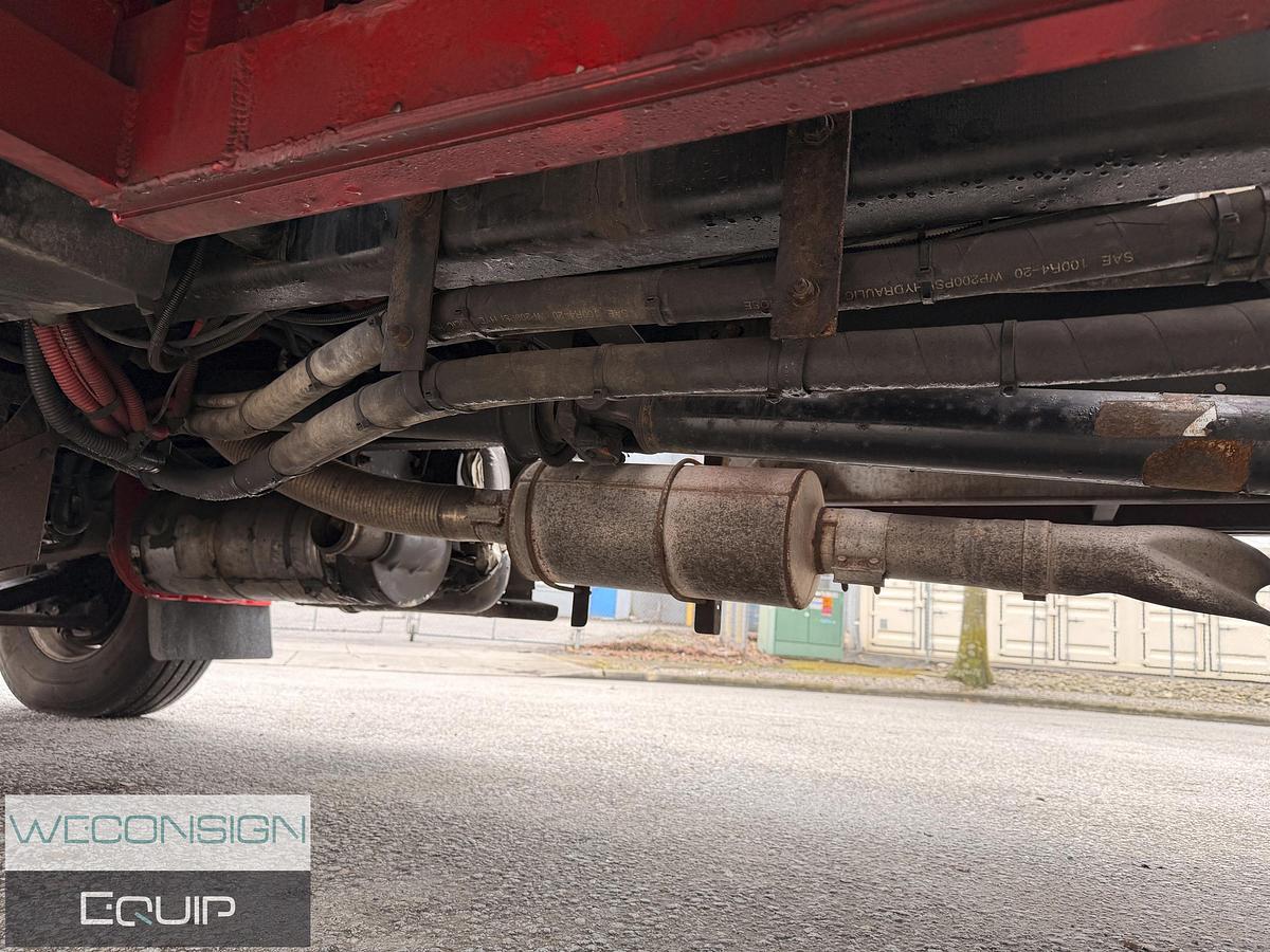 Used 2014 Freightliner M2106 Tow Truck/ Wrecker Truck