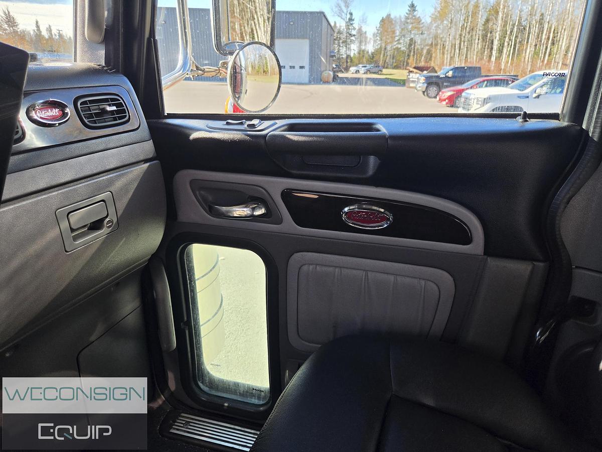 Used 2023 Peterbilt 389 Sleeper Truck Tractor