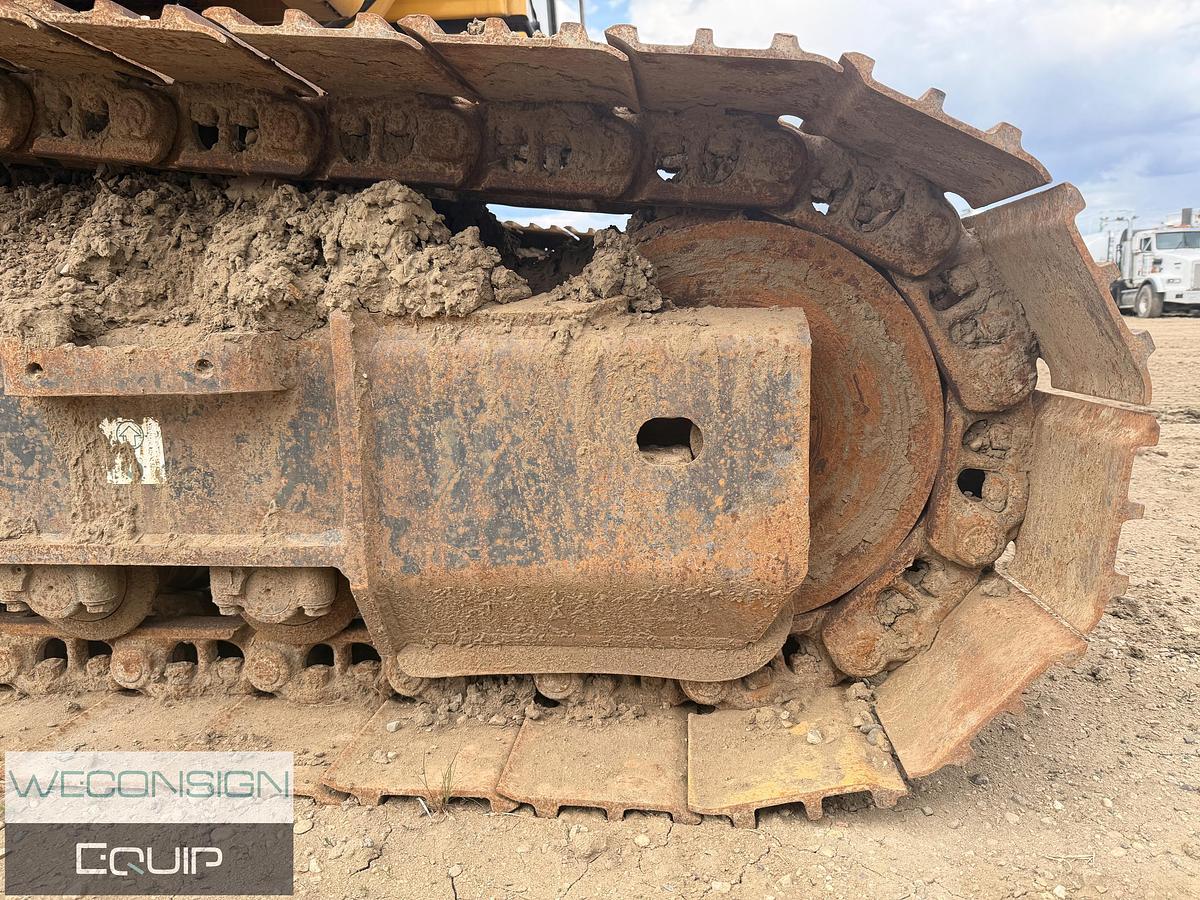 Used Komatsu PC170LC-11