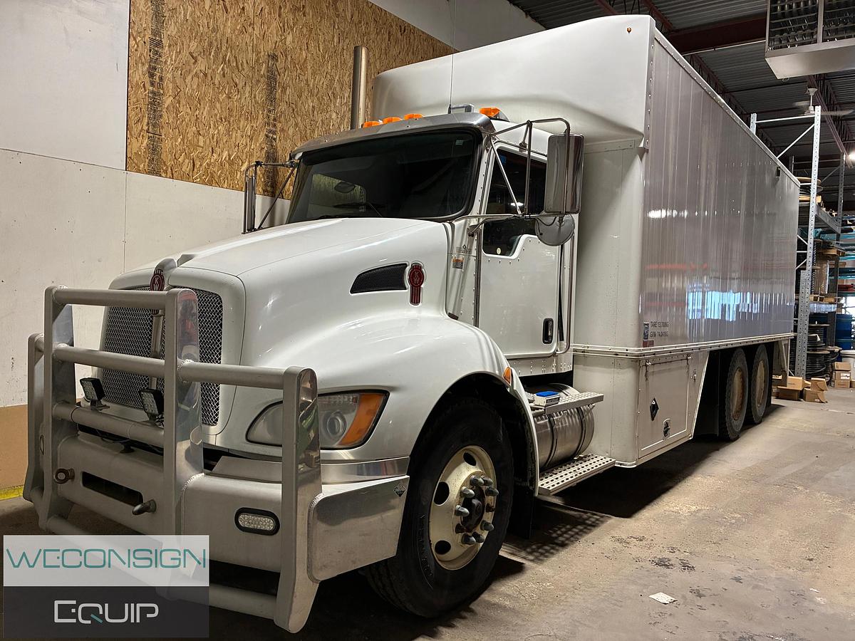 Used 2015 Kenworth T370 Van Truck