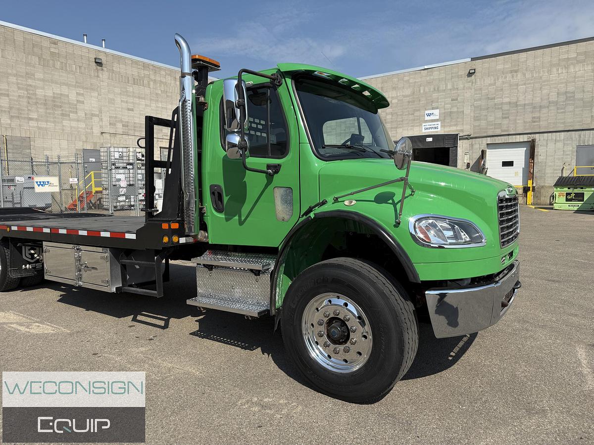 Used Freightliner M2106