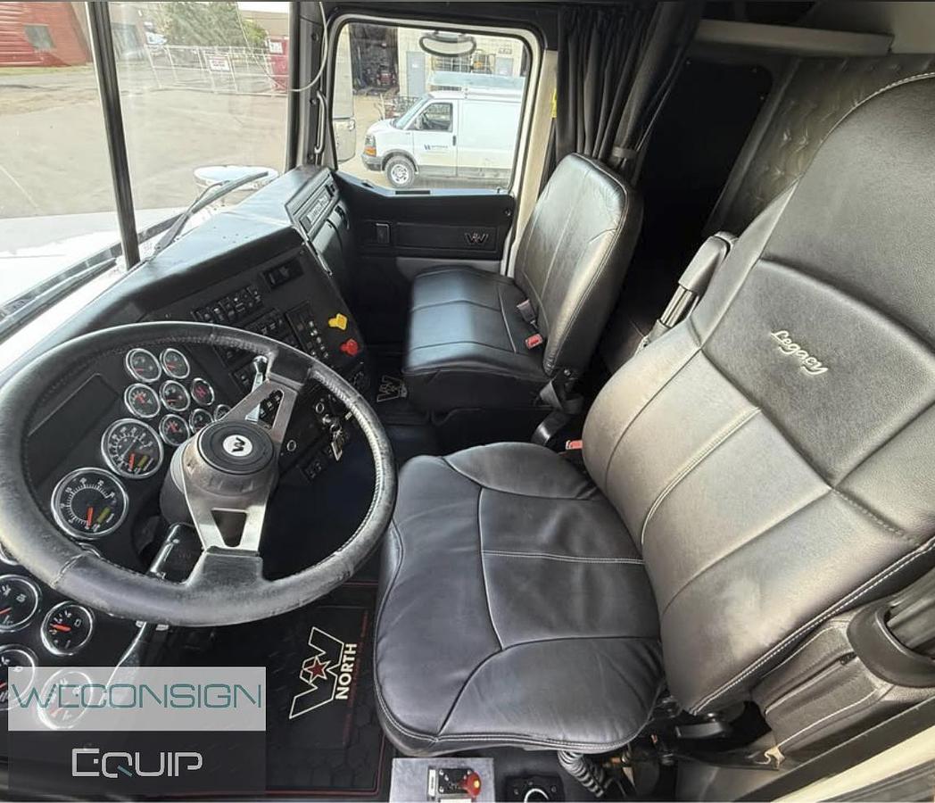 Used 2020 Western Star 4900