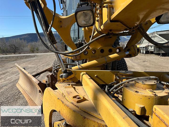 Used 2011 CAT 160M VHP