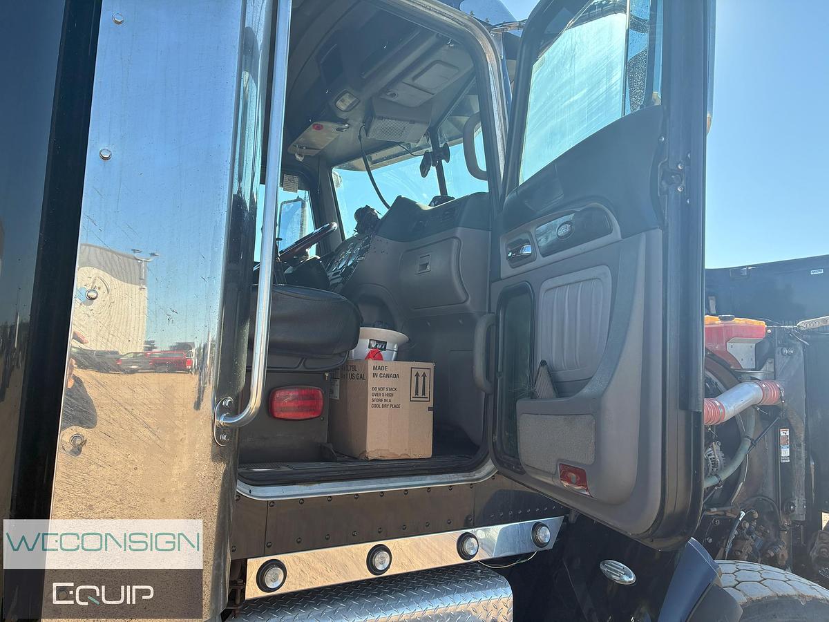 Used 2016 Peterbilt 367 Winch Truck