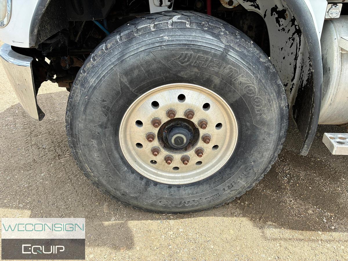 Used 2007 Freightliner M2 Picker Truck