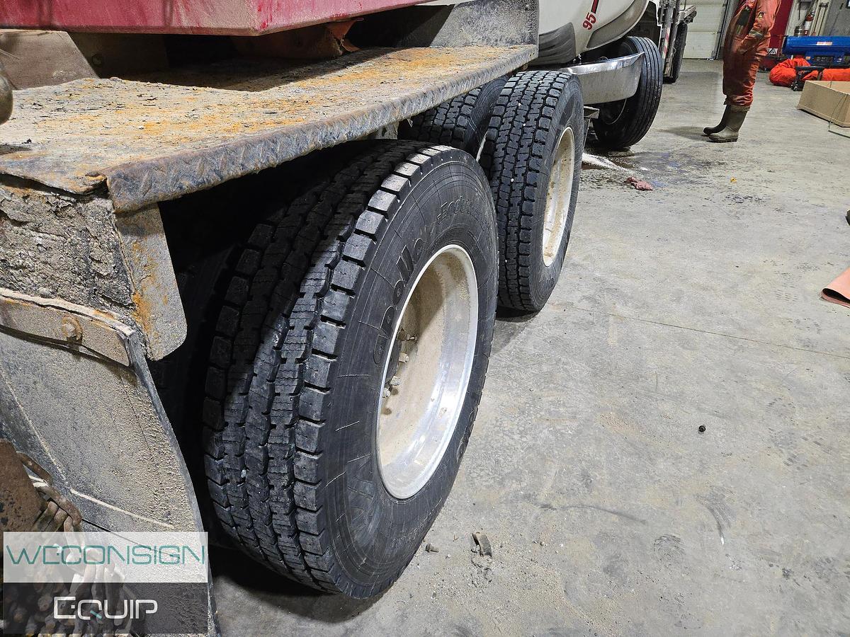 Used 2005 Kenworth C500