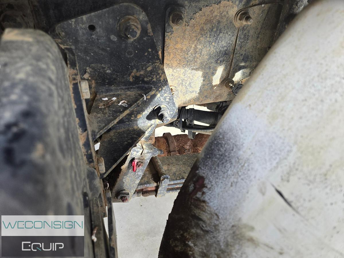 Used 2013 Kenworth T800 Winch Truck