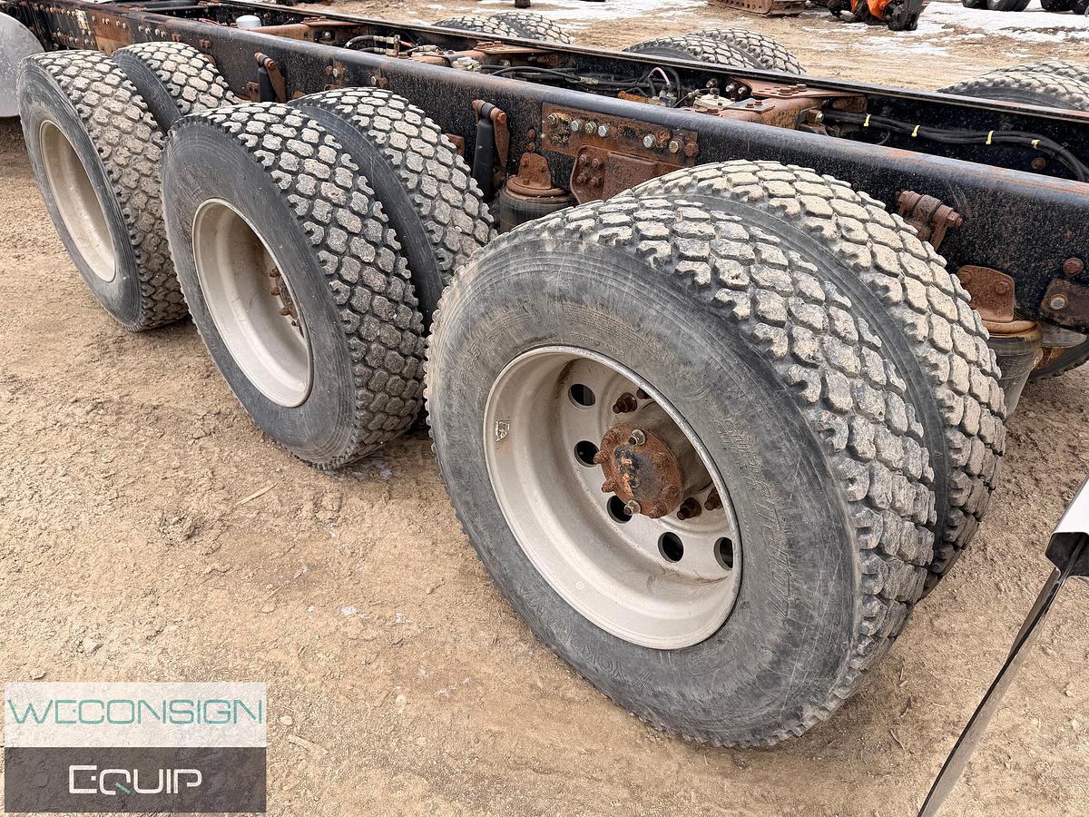 Used 2018 Kenworth T880