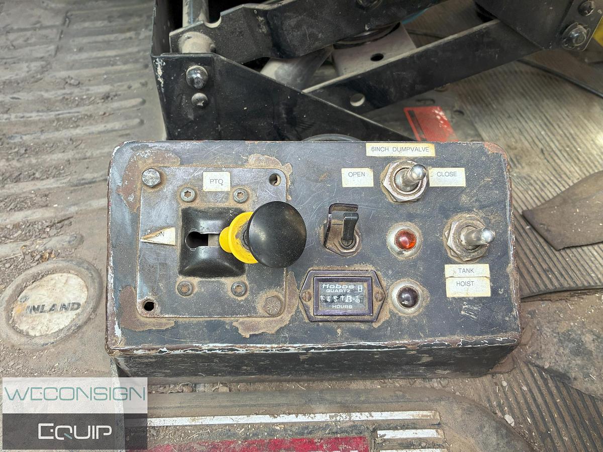 Used 2010 Kenworth T800 Tri Drive Combo Vac