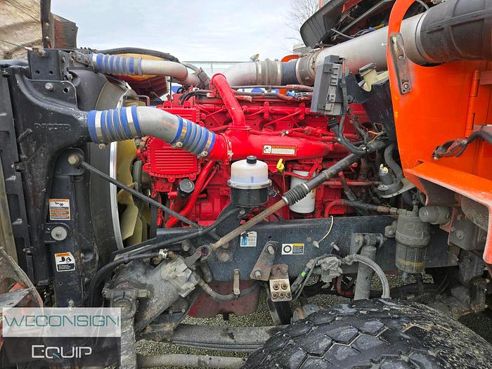 Used 2011 Kenworth T800 Heavy Spec Tandem Wet Kit Tractor