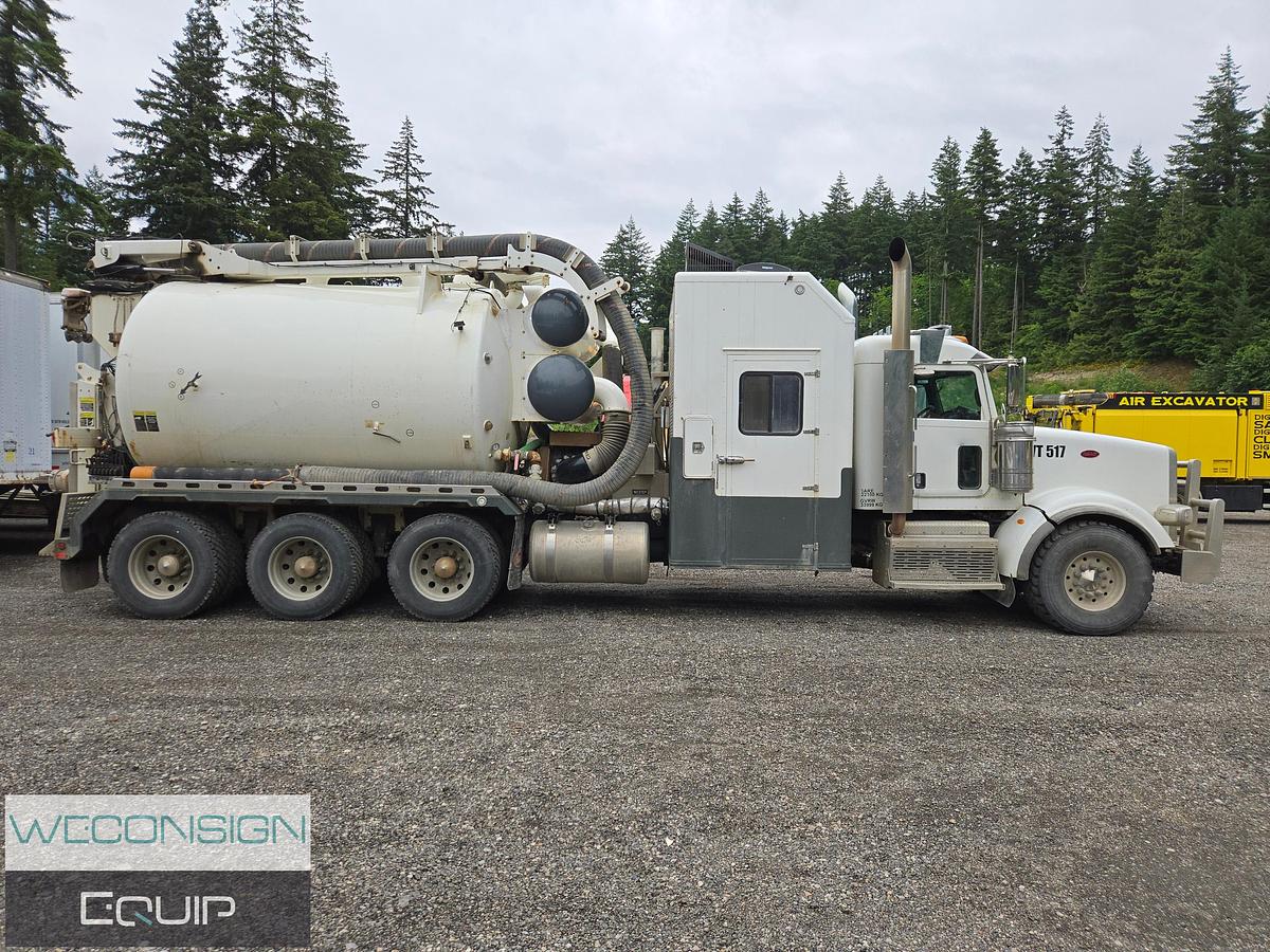 Used 2015 Peterbilt Tri-Axle Hydrovac