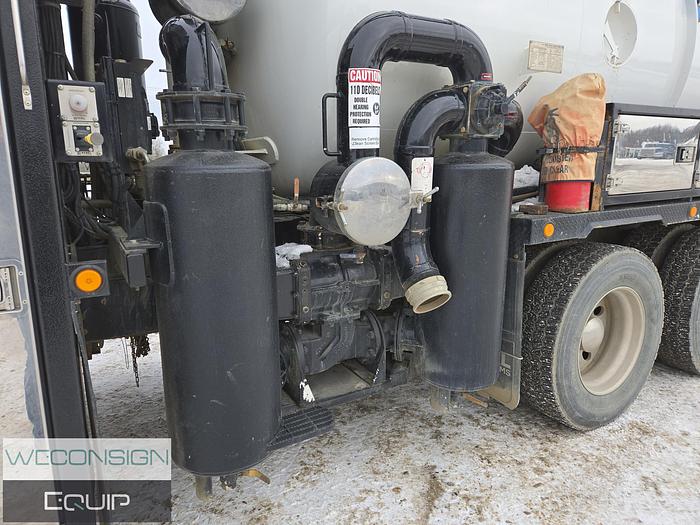 Used 2020 Western Star 4900 Tri-Drive DOT Combo Vacuum Truck