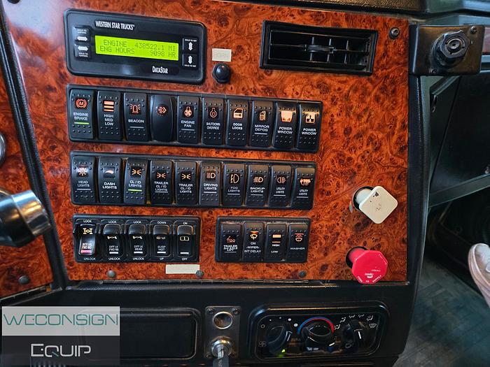 Used 2011 Western Star 4900SA Tri Drive Water Truck