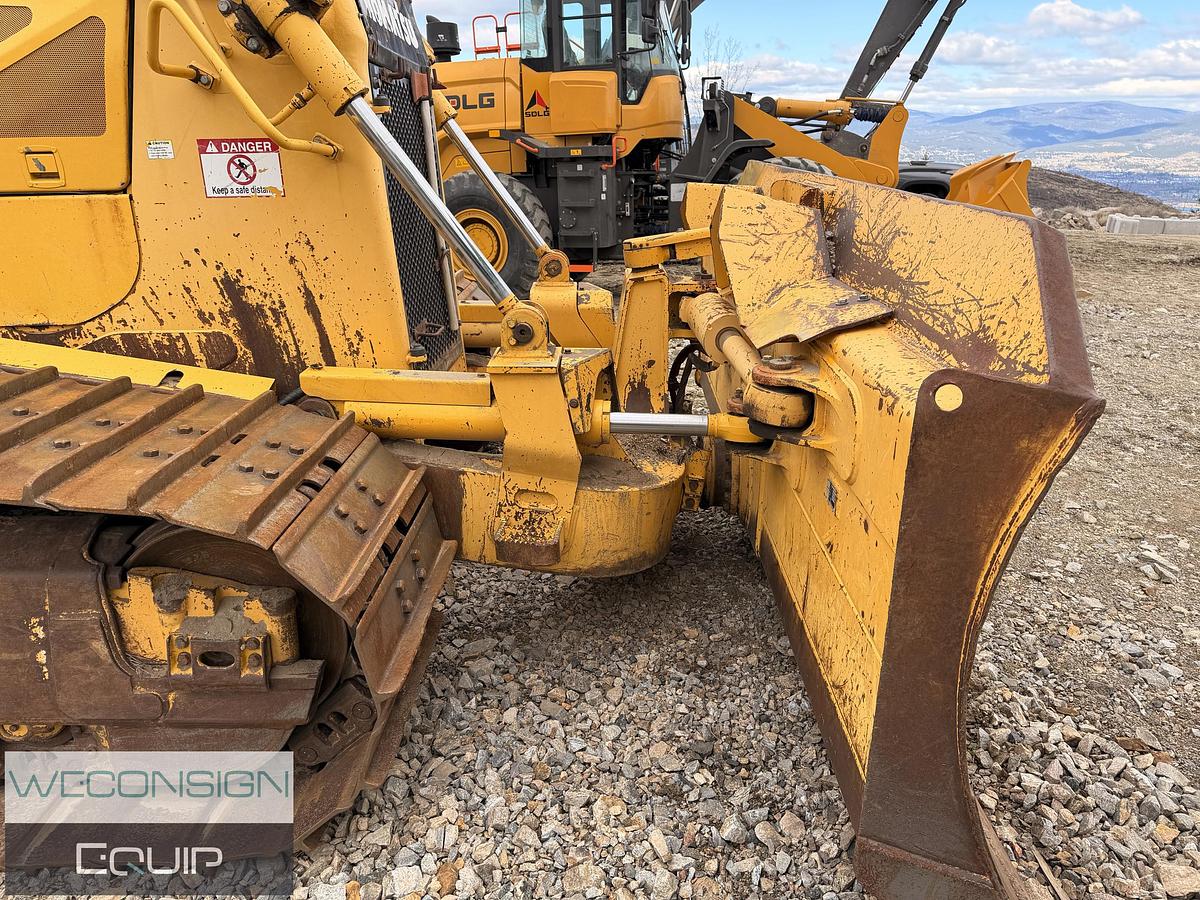 Used 2014 Komatsu D65i Dozer