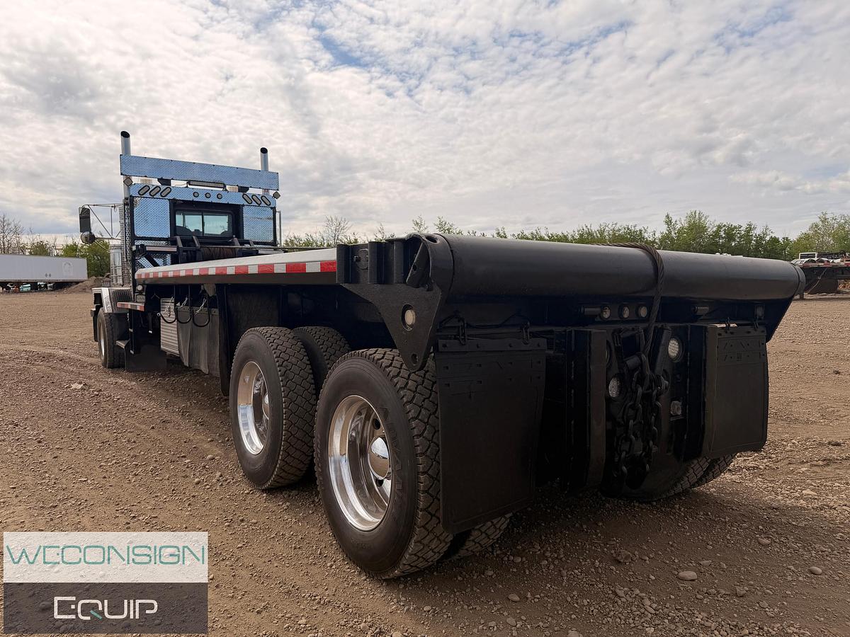 Used 2006 Kenworth C500B Bed Truck