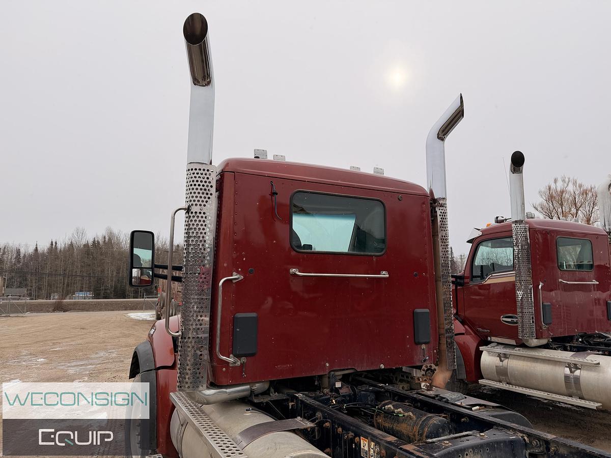 Used 2018 Kenworth T880