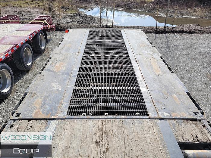 Used 2005 Manac  Extendable Step Deck
