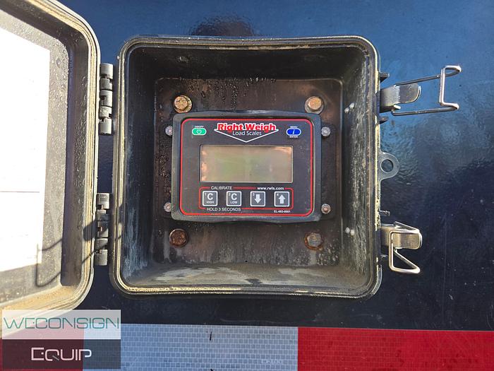 Used 2000 K-Line Tandem Axle Jeep