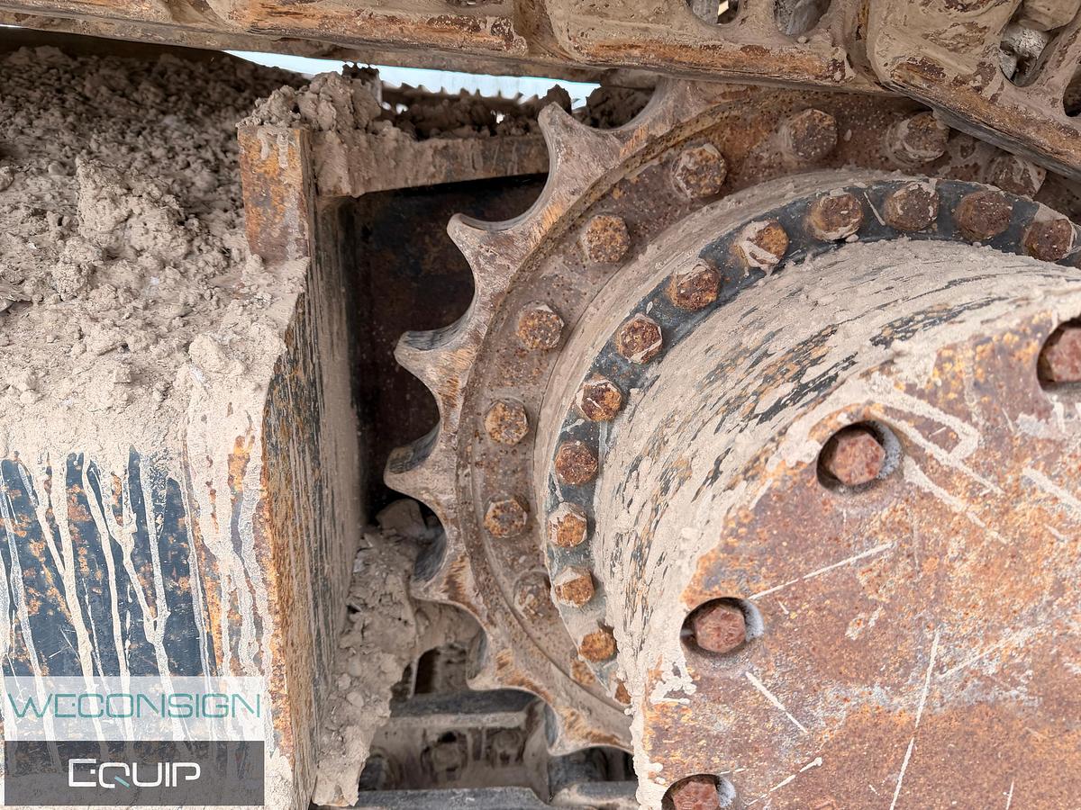 Used 2017 John Deere 250G LC Excavator