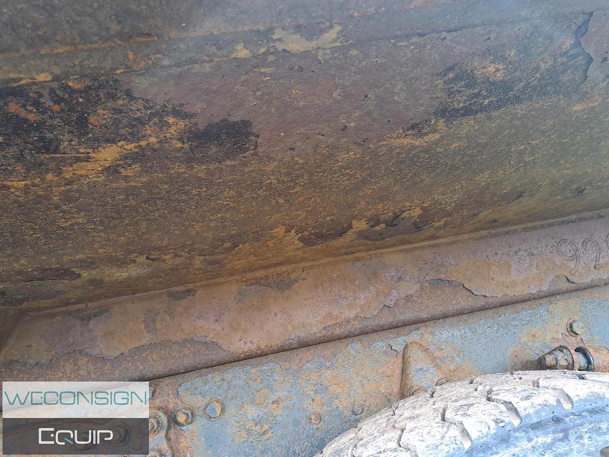 Used 2014 Freightliner M2 106 Sideload Refuse Unit