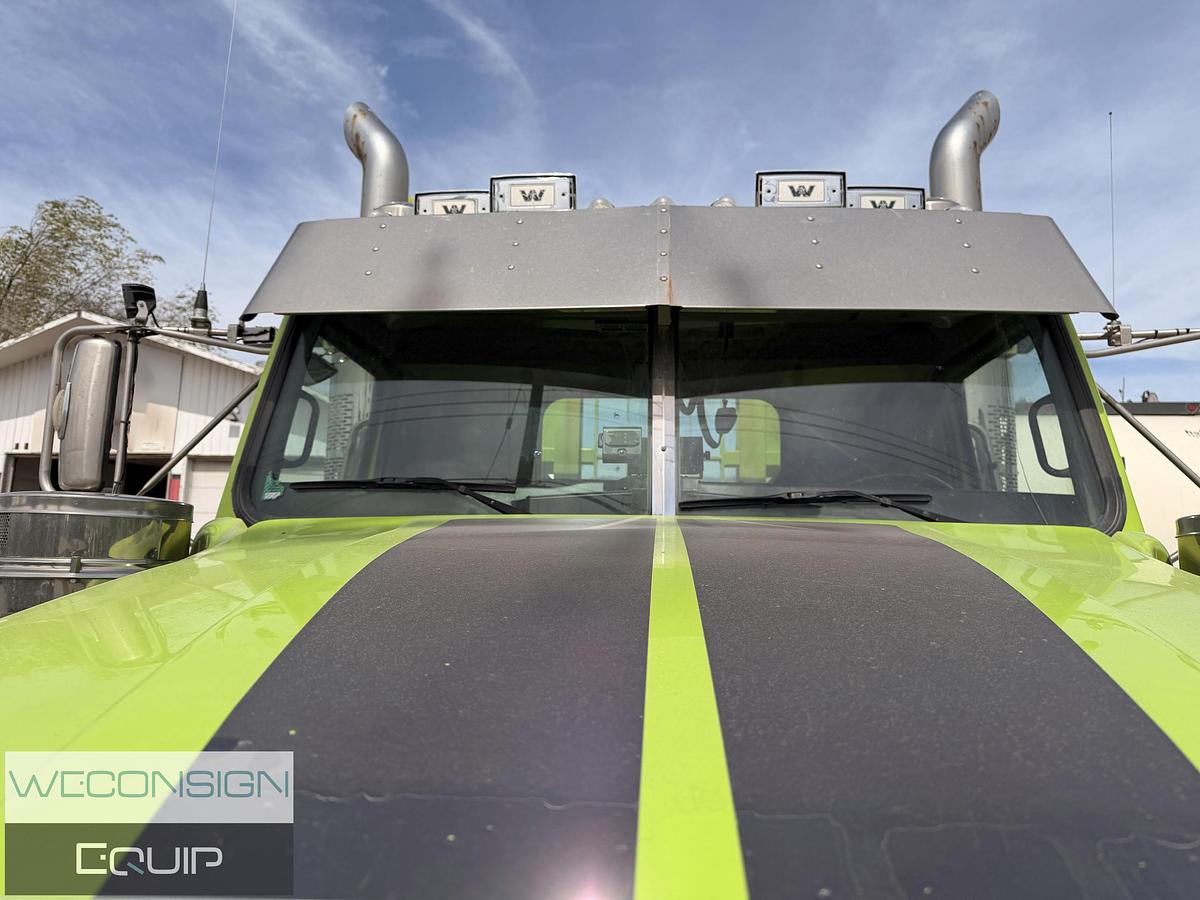 Used 2019 Western Star 4900SA Tri Drive Logging Truck