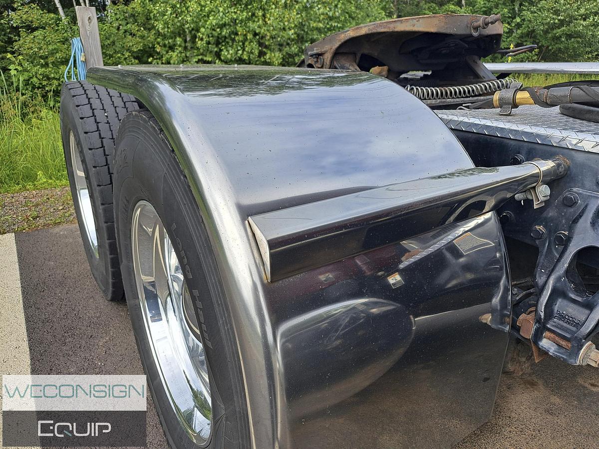 Used 2022 Peterbilt 389