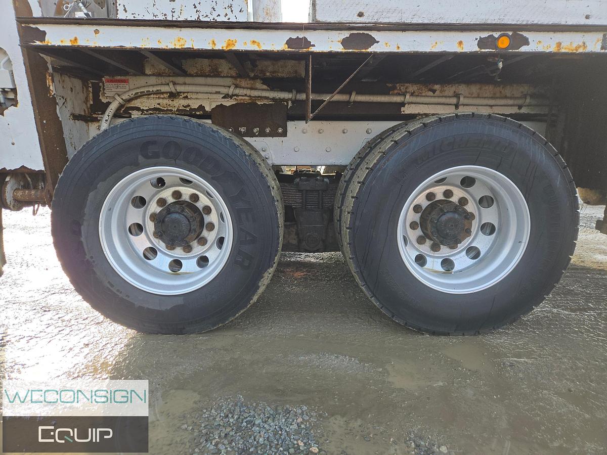 Used 2013 Freightliner 114SD TA Digger Truck