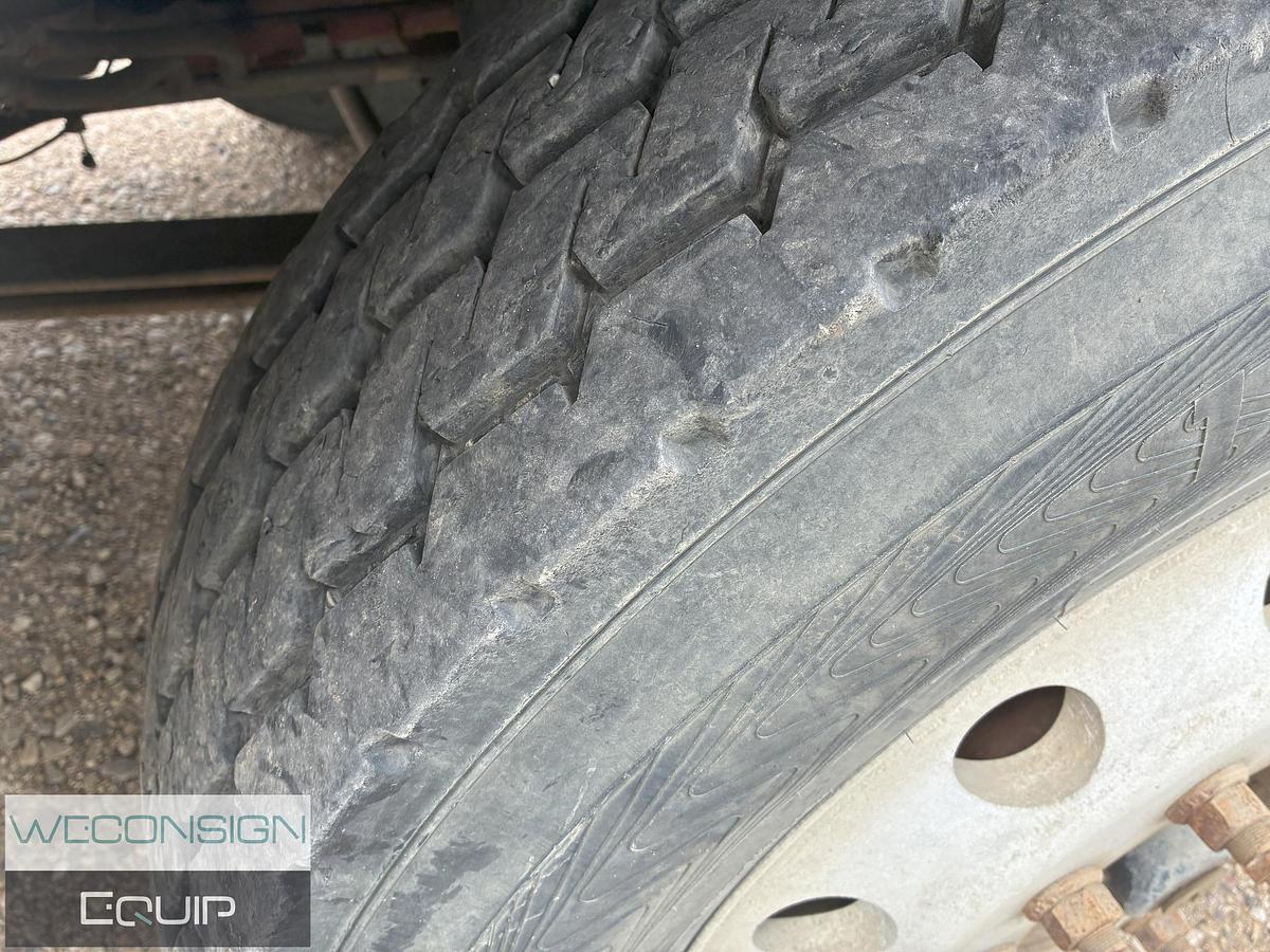 Used 2010 Kenworth SMV01