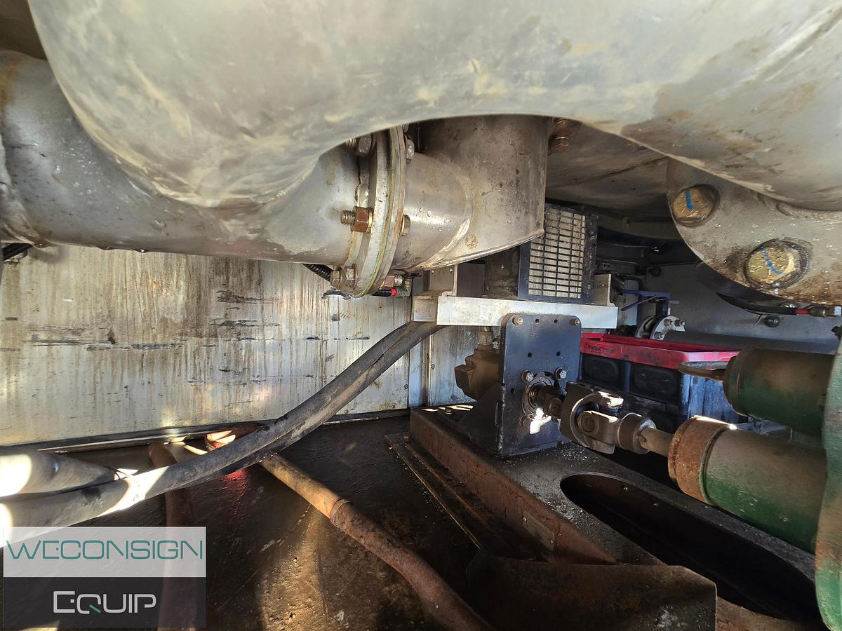 Used 2015 Dragon 38M3 Stainless Silver