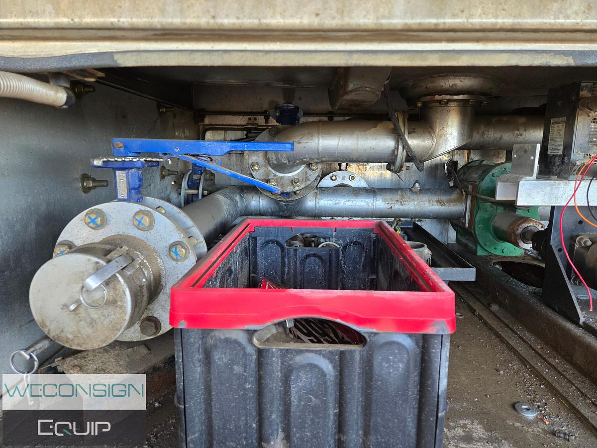 Used 2015 Dragon 38M3 Stainless Silver