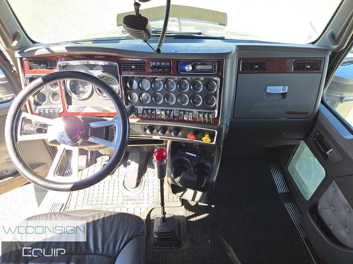 Used 2007 Kenworth T800 TA Lowbed Truck/ Tractor