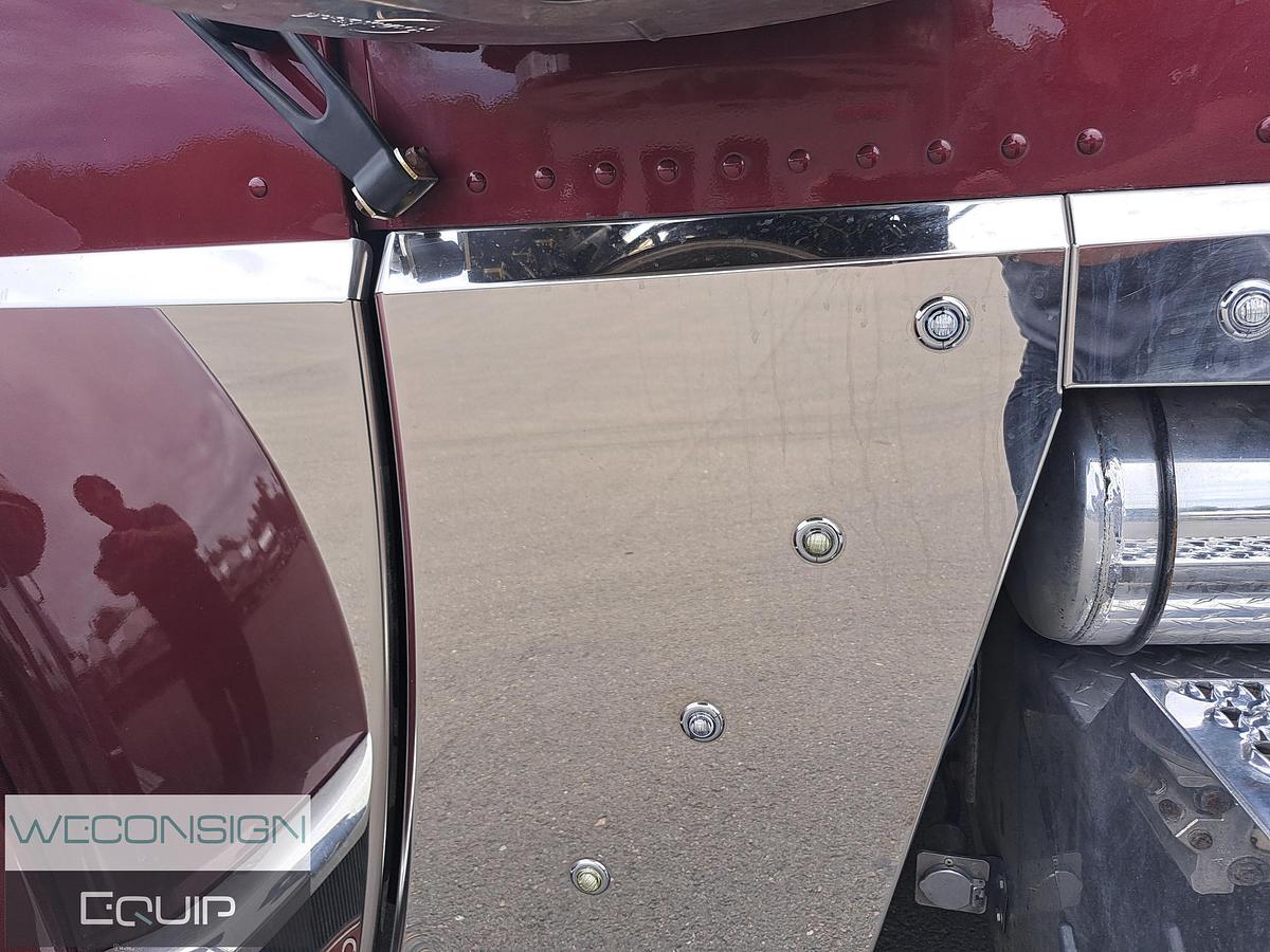 Used 2020 Peterbilt 389