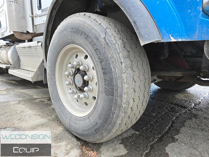 Used 2015 Kenworth T800 Tri Drive Code Semi Vac