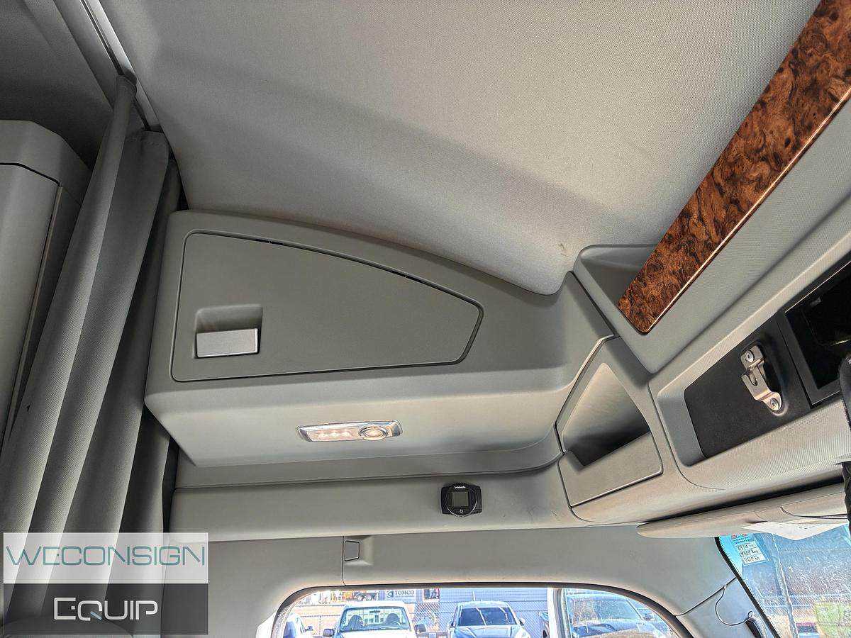 Used 2020 Kenworth T680 Sleeper Truck Tractor