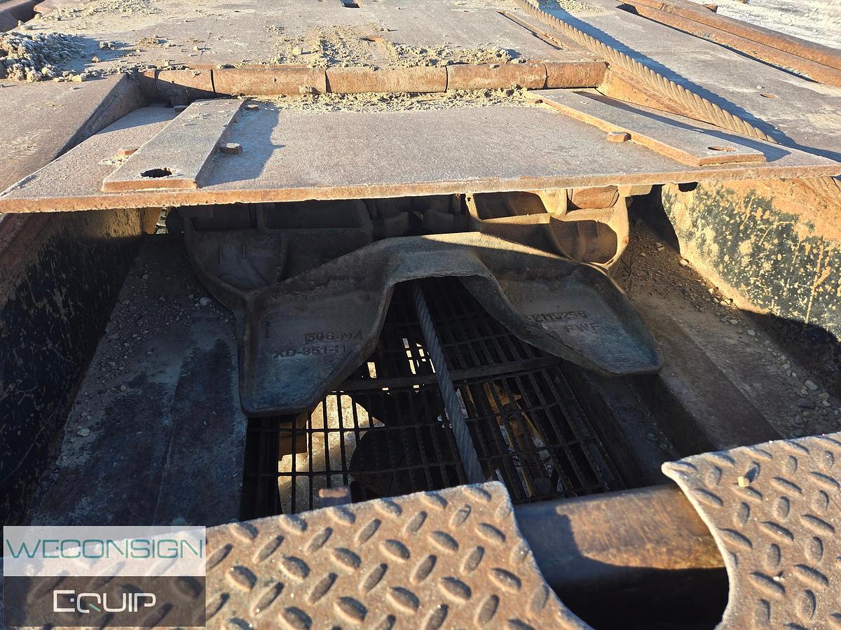 Used 2006 Kenworth C500B Bed Truck