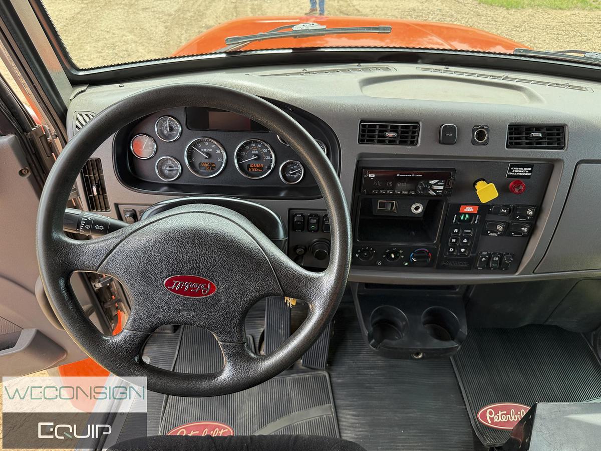 Used 2017 Peterbilt Single Axle Hydrovac