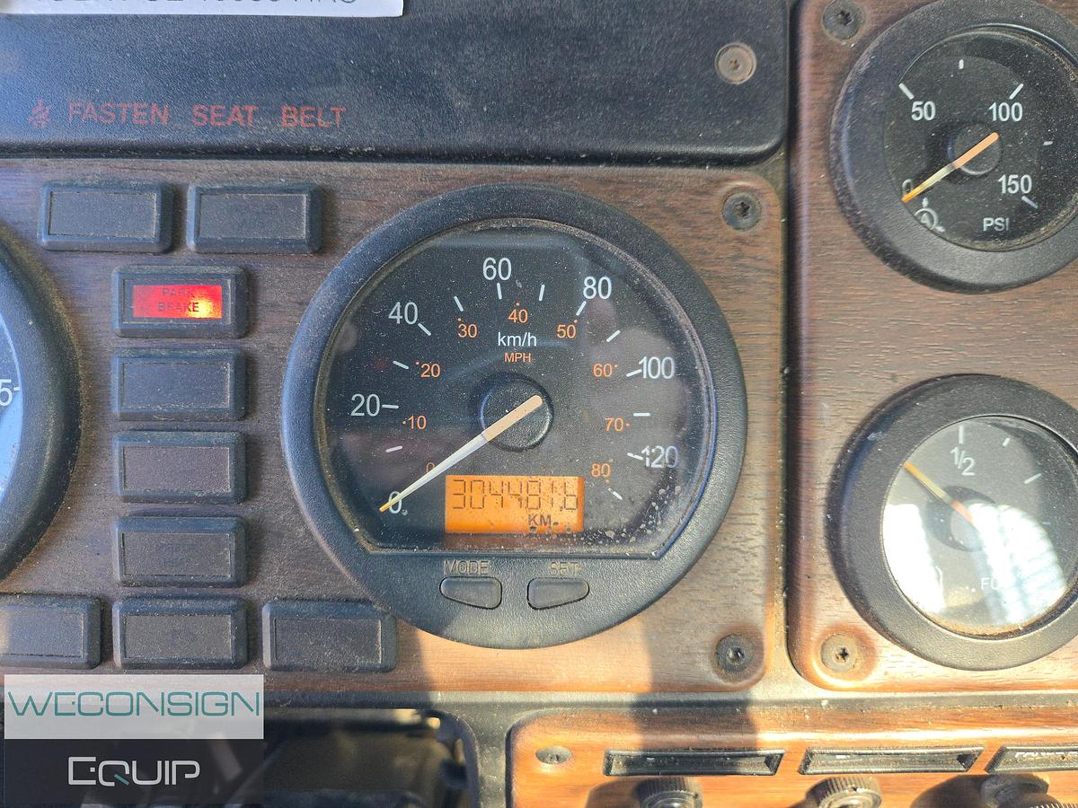 Used 2009 Freightliner FLD120SD Picker Truck