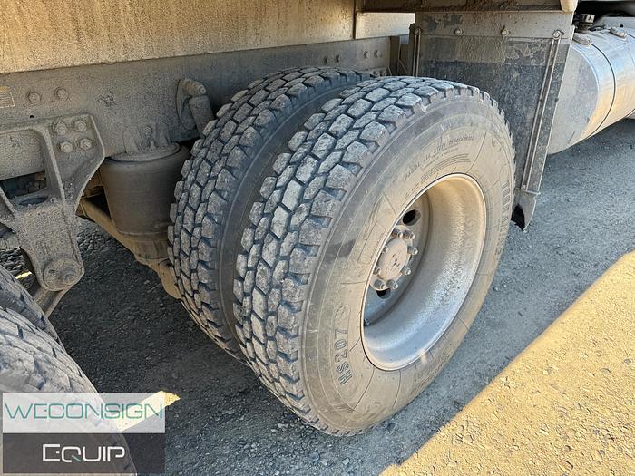 Used 2017 Kenworth T880 Dump/Gravel