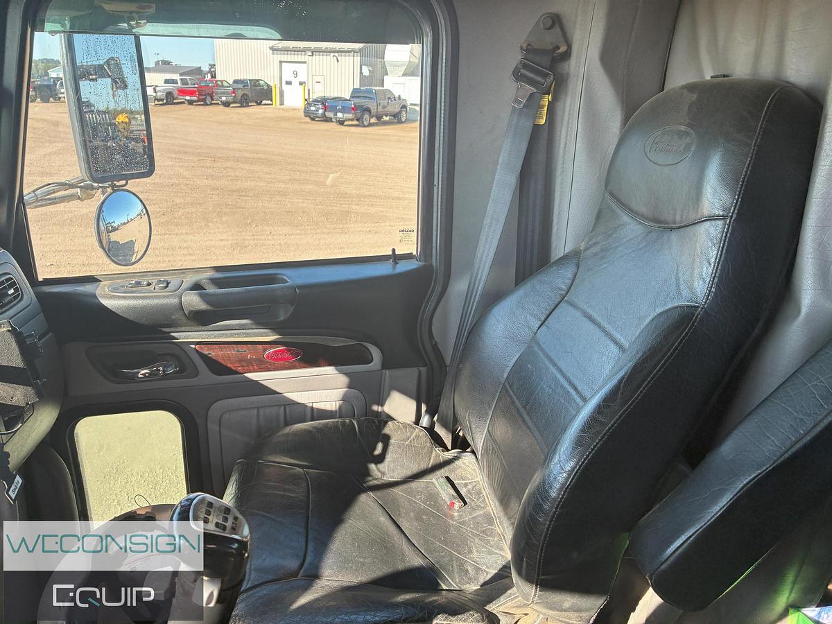 Used 2016 Peterbilt 367 Winch Truck
