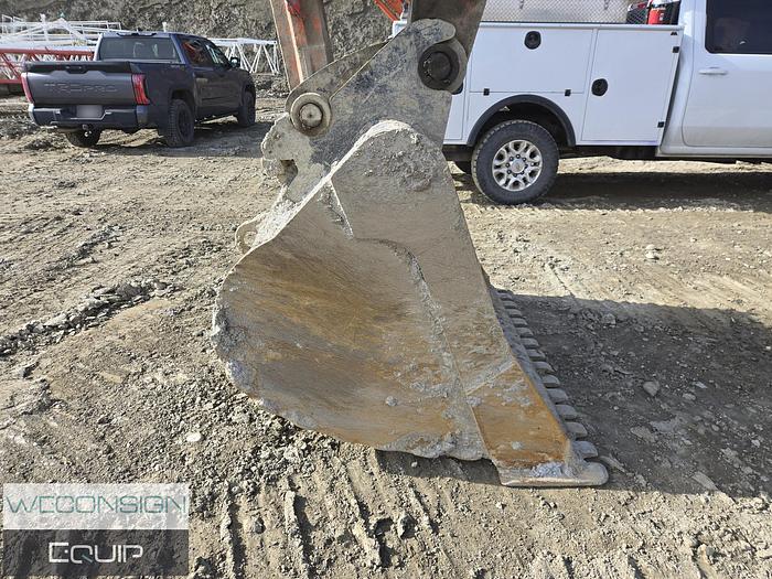 Used 2011 Hitachi  ZX225USR-3 Excavator