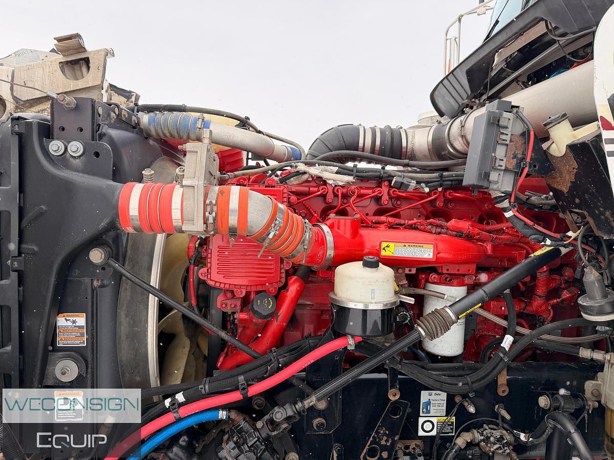 Used 2011 Kenworth T800 Tri Drive Texas Bed Truck