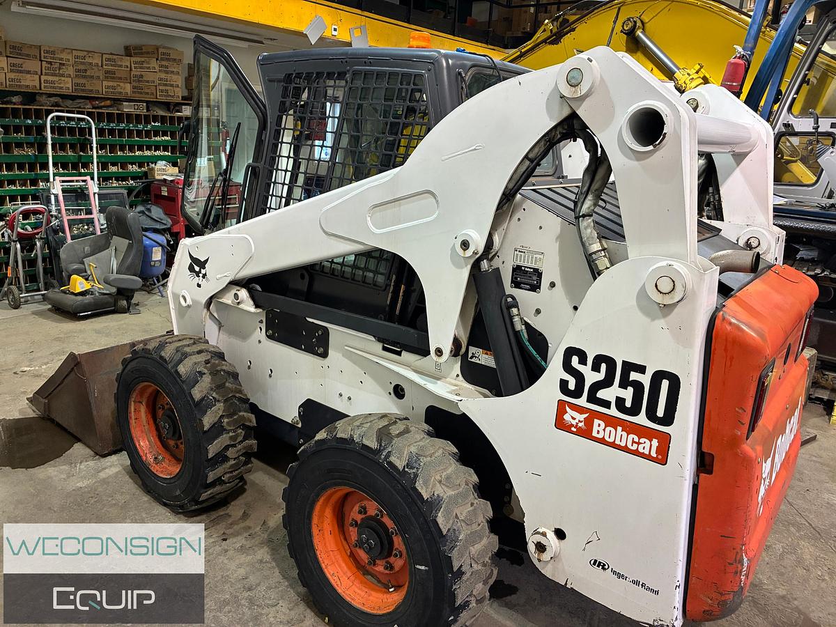 Used 2006 Bobcat S250 Skid Steer