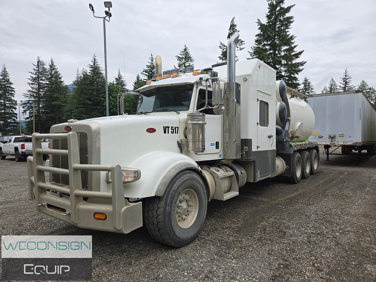 Used 2015 Peterbilt Tri-Axle Hydrovac