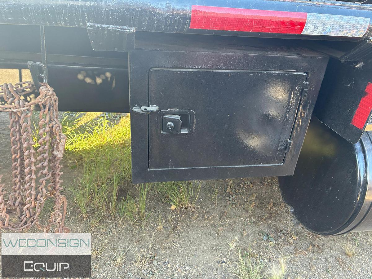 Used 1986 Mack Single Bed Truck