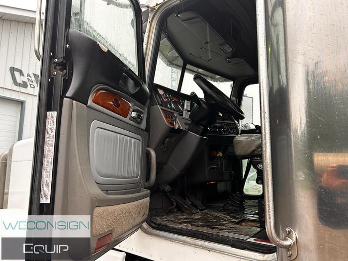 Used 2011 Peterbilt 388