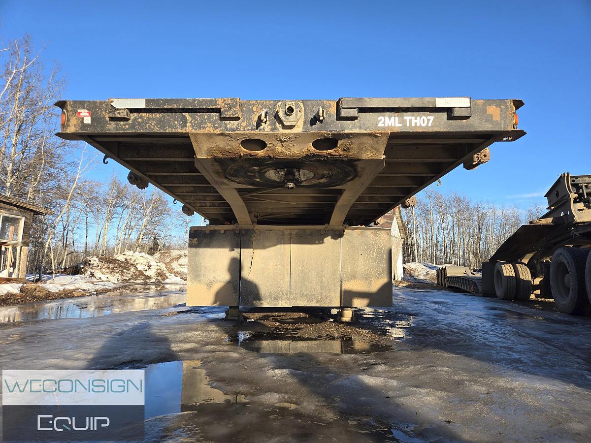 Used 2006 Manac 53' Flat Deck Sliding Axle