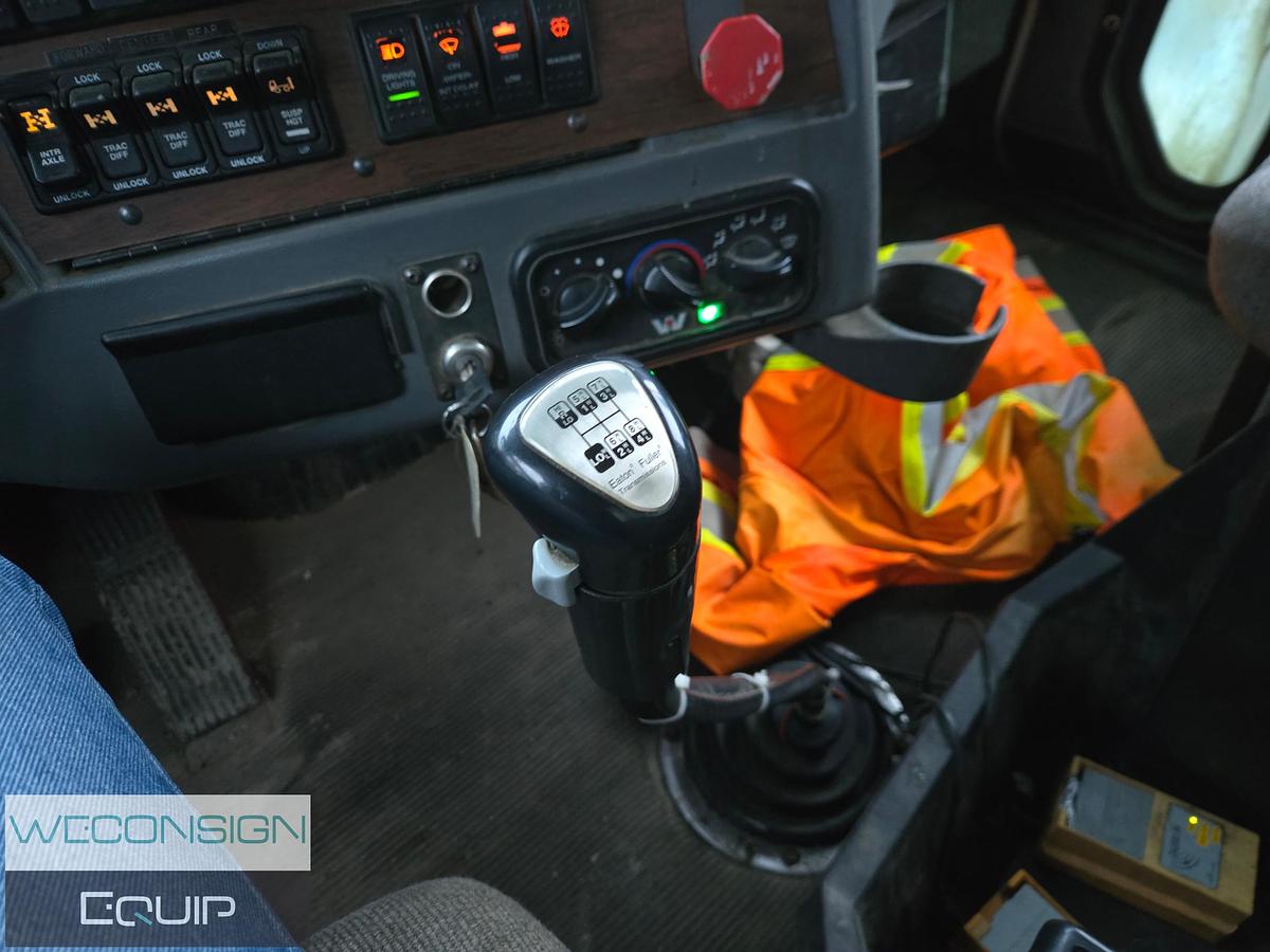 Used 2007 Western Star 4900 Tri Drive Stone Slinger