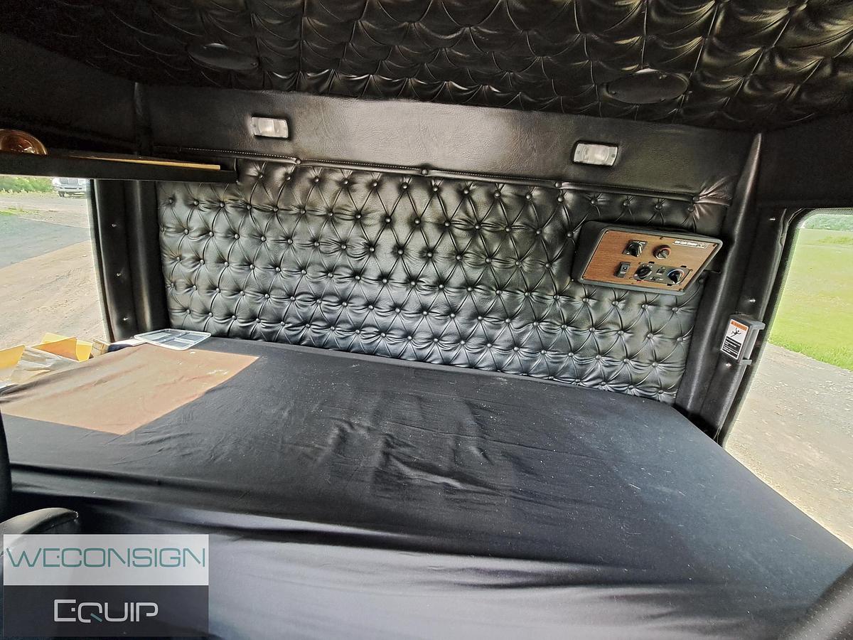 Used 2021 Western Star 4900