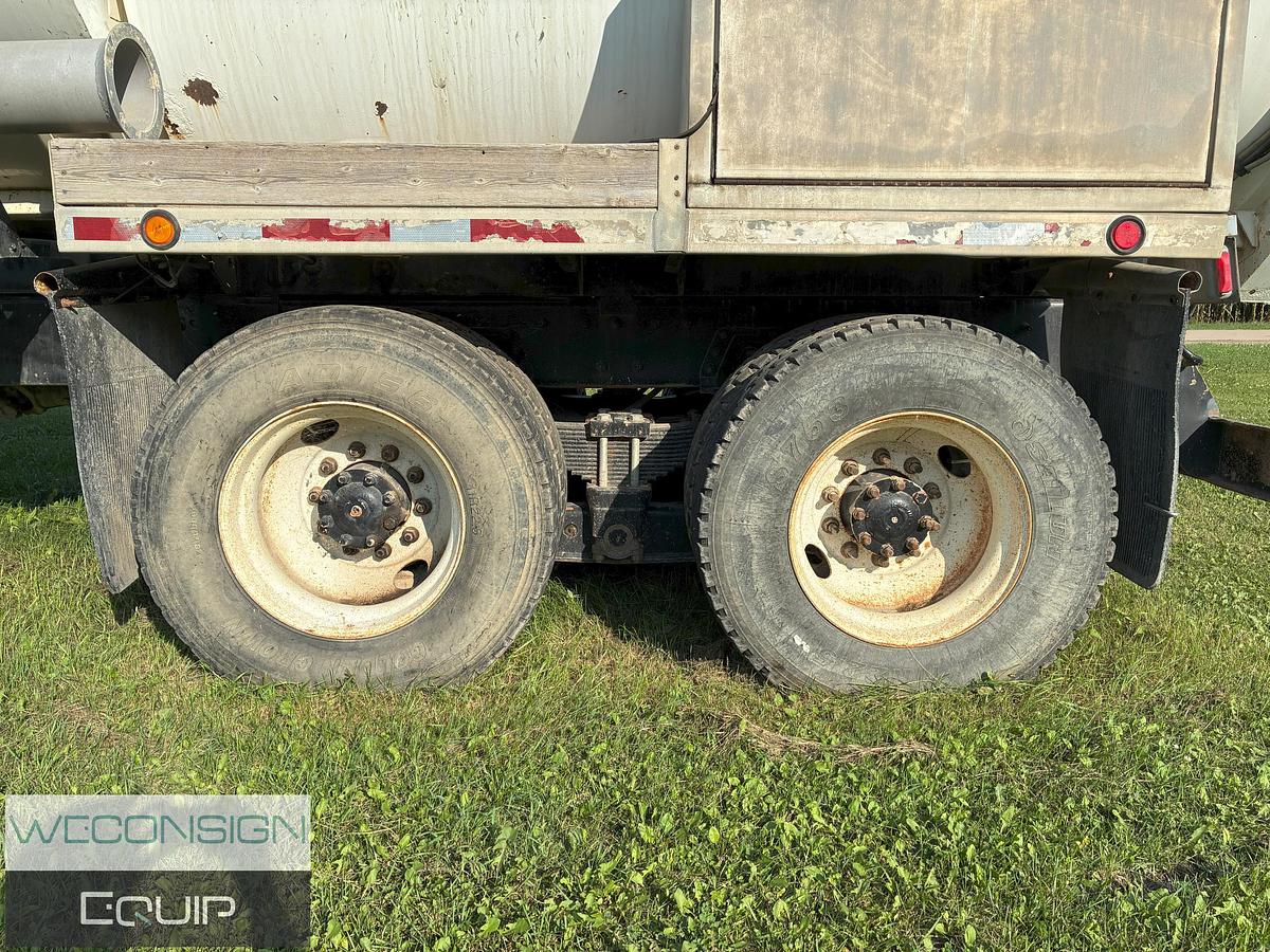 Used 2005 International 7600 Tandem Hydro Vac